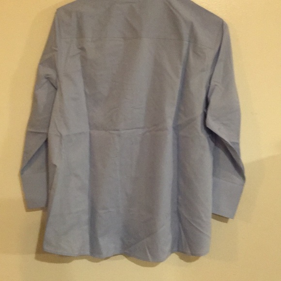 FoxCroft NYC Women’s stretch Poplin Shirt NEW Sz M Blue Button Easy care No iron - Picture 6 of 7